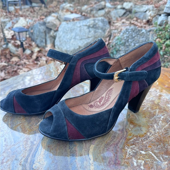 SOFFT suede Mary Jane’s peep toe - Picture 8 of 11